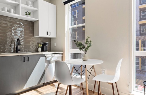 Ballpark Apartment | Kasa Rino Denver