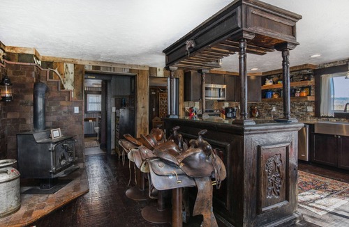 Jefferson House | Kenosha Pass Ranch -Home Base for Adventures-perfect for groups and families!