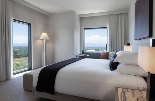 Southmoor Park Hotel | Kimpton Claret Hotel by IHG