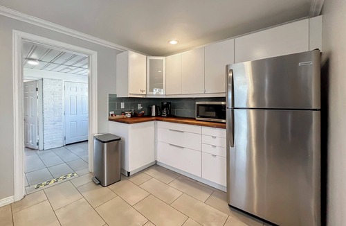 Arvada House | King Bed | 4BR | Garage Parking | Dog Friendly!