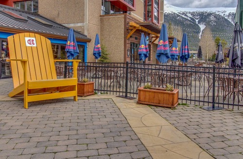 Copper Mountain Village Apartment | King Center Village lock-off w/shared hot tub, on rec trail, walk to lift