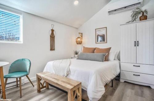 Colorado Springs House | Kiowa Studio - Downtown Pet-Friendly BBQ Fire Pit