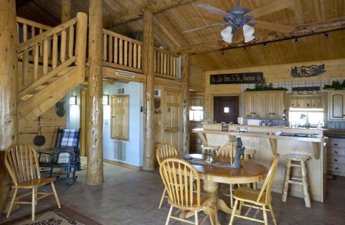 Alpine Village House | Kit Carson