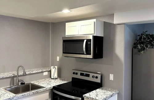 Thornton Condo | La Casita De Salazar