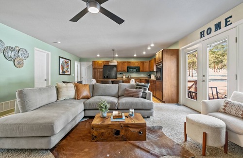Buena Vista Cabin | La Hacienda BV: Family-friendly cabin nestled on 2 acres in the woods