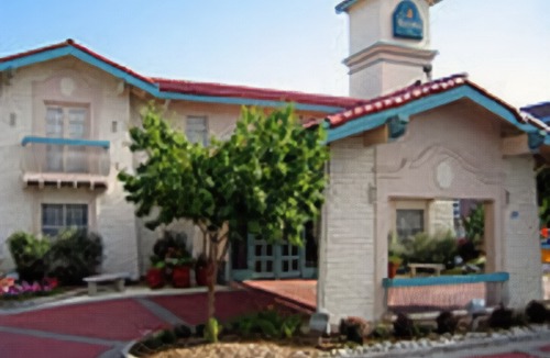 University Park Hotel | La Quinta Inn by Wyndham Denver Cherry Creek