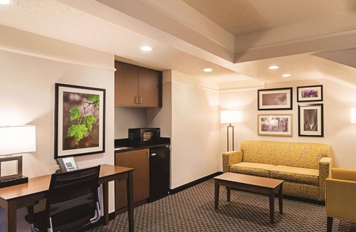 Greenwood Village Hotel | La Quinta Inn & Suites by Wyndham Denver Tech Center