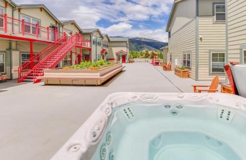 Dillon Apartment | La Rive Del Lago 302