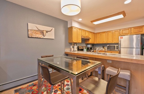 Frisco House | Lagoon Royal Townhome: Mountain Views Meet Modern Comforts