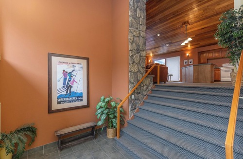 Dillon Apartment | Lake Cliffe #307, Building A