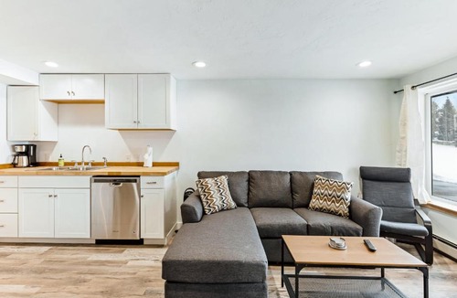 Dillon Hotel | Lake Dillon Retreat