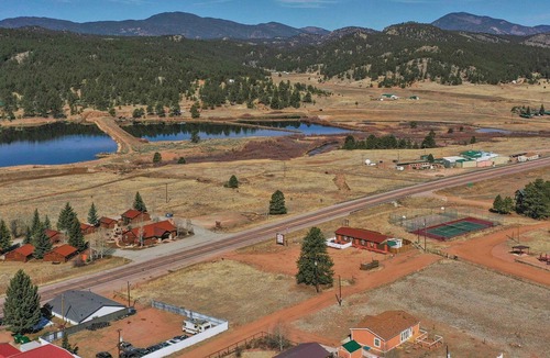 Florissant Apartment | Lake George Lodge Unit 2