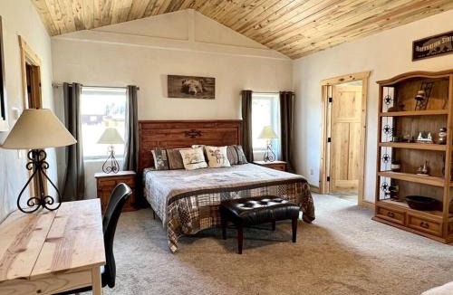 Pagosa Highlands House | Lake Hatcher Retreat-w/Mtn Views! 1 story-3/2