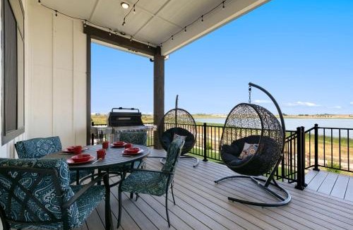 Centerra Villa | Lakefront Luxury - Hot Tub, Pool Table & Views!