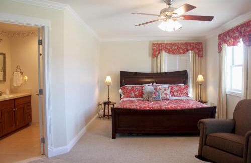 Westcliffe Hotel | Lamp Post Lodge