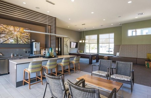 Tollgate Overlook Apartment | Landing at Arterra Place Apartments - 1 Bedroom in Tollgate Overlook