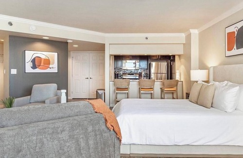 Cherry Creek Apartment | Landing at The Seasons of Cherry Creek - Studio in Cherry Creek