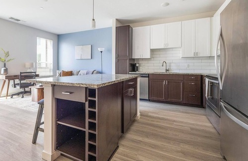 City Park Apartment | Landing | Stunning 1BD, Yoga Studio