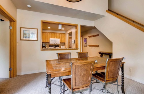 Lakeside Village Condo | Large 1400 ft² 3Br Condo in Lakeside Village-Kids Ski Free by RedAwning