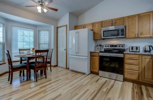 Northeast Colorado Springs House | Large 6 Bdrm Family Home near Park & YMCA Rec Center