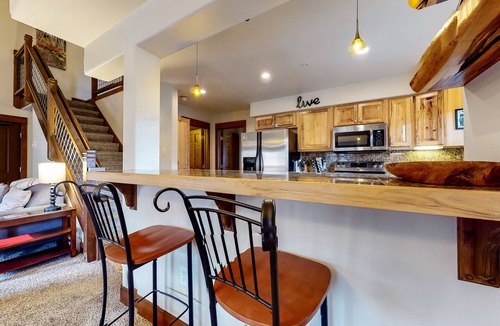 Steamboat Springs Condo | Large & Attractive Condo Near Steamboat Lifts w/WiFi, Shared Hot Tub, & W/D
