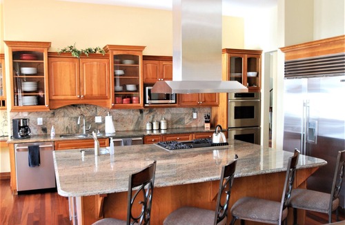 Greenwood Village House | Large Estate Close To Everything.