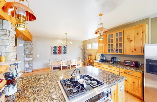 The Reserve House | Large Lodge-Style Home Near Ski Resorts w/Private W/D - Dog Friendly