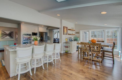 Cascade House | Large luxury mountain home @ base of Pikes Peak, private heated pool & hot tub