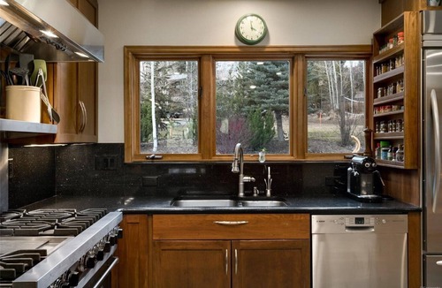 Steamboat Springs House | Large Luxury Home Located in Heart of Steamboat Springs with 2 Car Garage