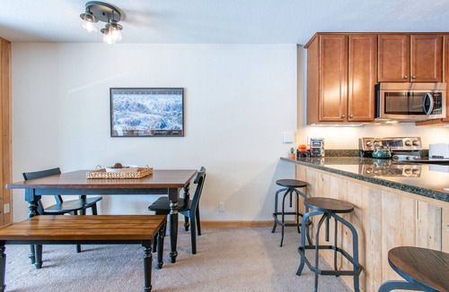 Copper Mountain Village Condo | Large nicely appointed condo, giant deck, free WiFi, Heated garage parking