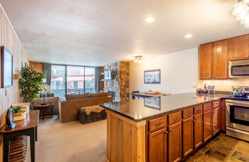 Copper Mountain Village Condo | Large nicely appointed condo, giant deck, free WiFi, Heated garage parking