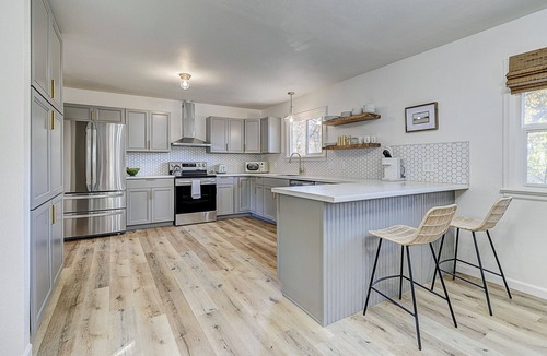 Northeast Colorado Springs House | Large Pet-Friendly Sleeps 10 Near Palmer Parkn