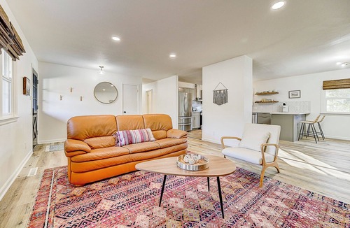 Northeast Colorado Springs House | Large Pet-Friendly Sleeps 10 Near Palmer Parkn