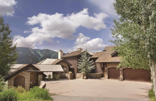 Red Mountain House | Large Red Mountain Estate with 6 Bedrooms and expansive views