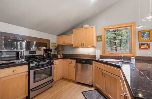 Edgemont Ranch Apartment | Large studio, River and Trail Access, Pet Friendly!