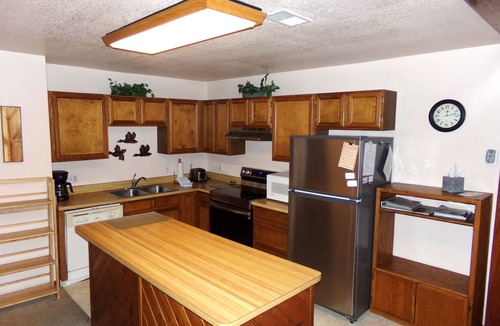 Wildernest Condo | Large Three bedroom with Amazing Amenities Great Family Property Club House
