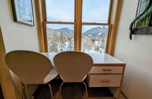 Keystone Condo | Last Minute Holiday Rates! Mountain views from Balcony