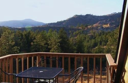 Drake House | Laughing Place