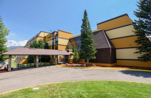 Steamboat Springs Resort | Legacy Vacation Resorts Steamboat Springs Hilltop