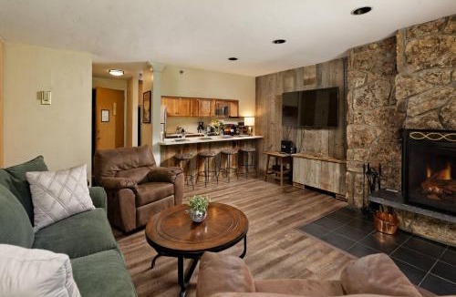 Snowmass Village House | Lichenhearth 26