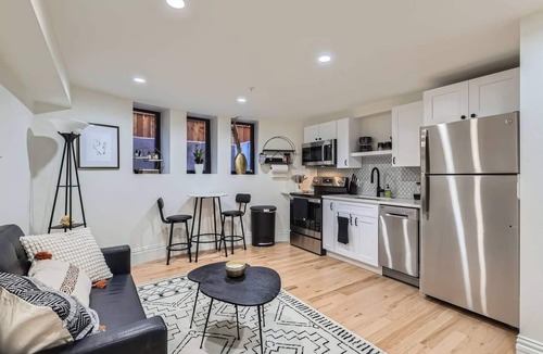 City Park West Apartment | Lioness Downtown Den