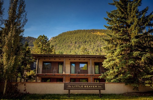 Green Mountain Falls Hotel | Little Beaver Inn
