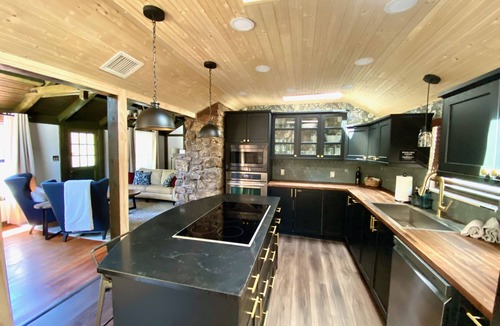 Beulah Cabin | Little Beulah Blue