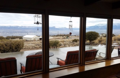 Grand Junction House | Little Park Road Retreat - Hot Tub with a View