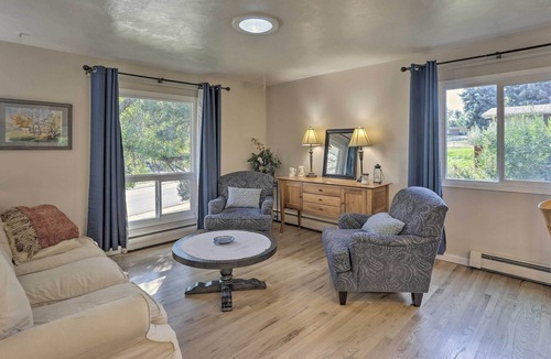 Columbine House | Littleton Home w/ Patio ~ 14 Mi to Denver!