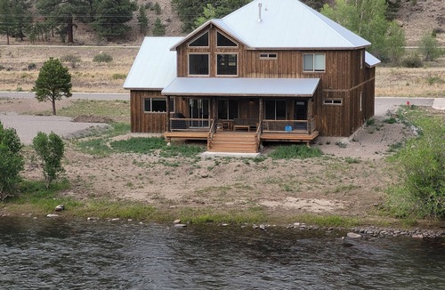 Rio Vista Estates House | Lobo Lodge-on the Rio Grande