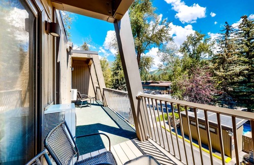 West End Cabin | Lodge ∙ 4 guests