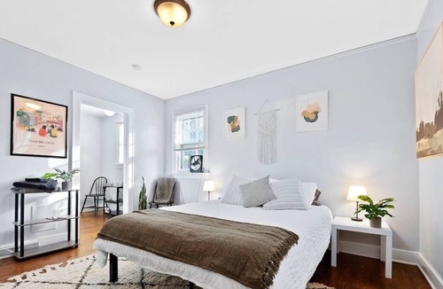 Congress Park Apartment | Loftium | Bright Guest Suite In Congress Park!