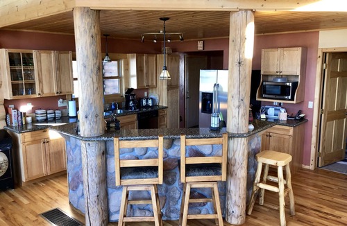 Canon City Cabin | Log home on Oak Creek Mountain Ranch with 360 views,