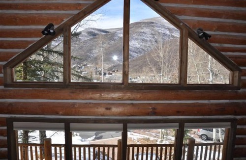 Highland Meadows House | Log Home Overlooking Vail Valley